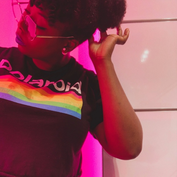 Meet your Posher, April - Picture 4 of 5